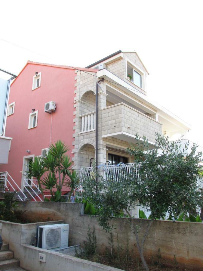 Apartmani "Zuka" 코츌라 외부 사진