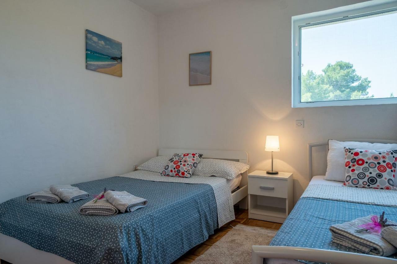 Apartmani "Zuka" 코츌라 외부 사진