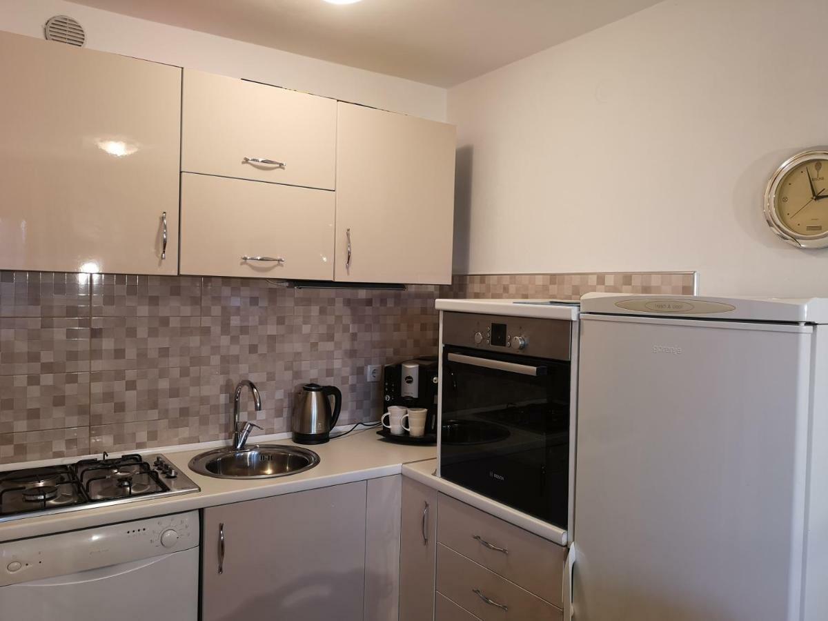 Apartmani "Zuka" 코츌라 외부 사진